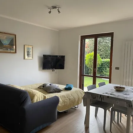 아파트 La Casa Del Conte - Feriolo Di Con Giardino Privato 바메노